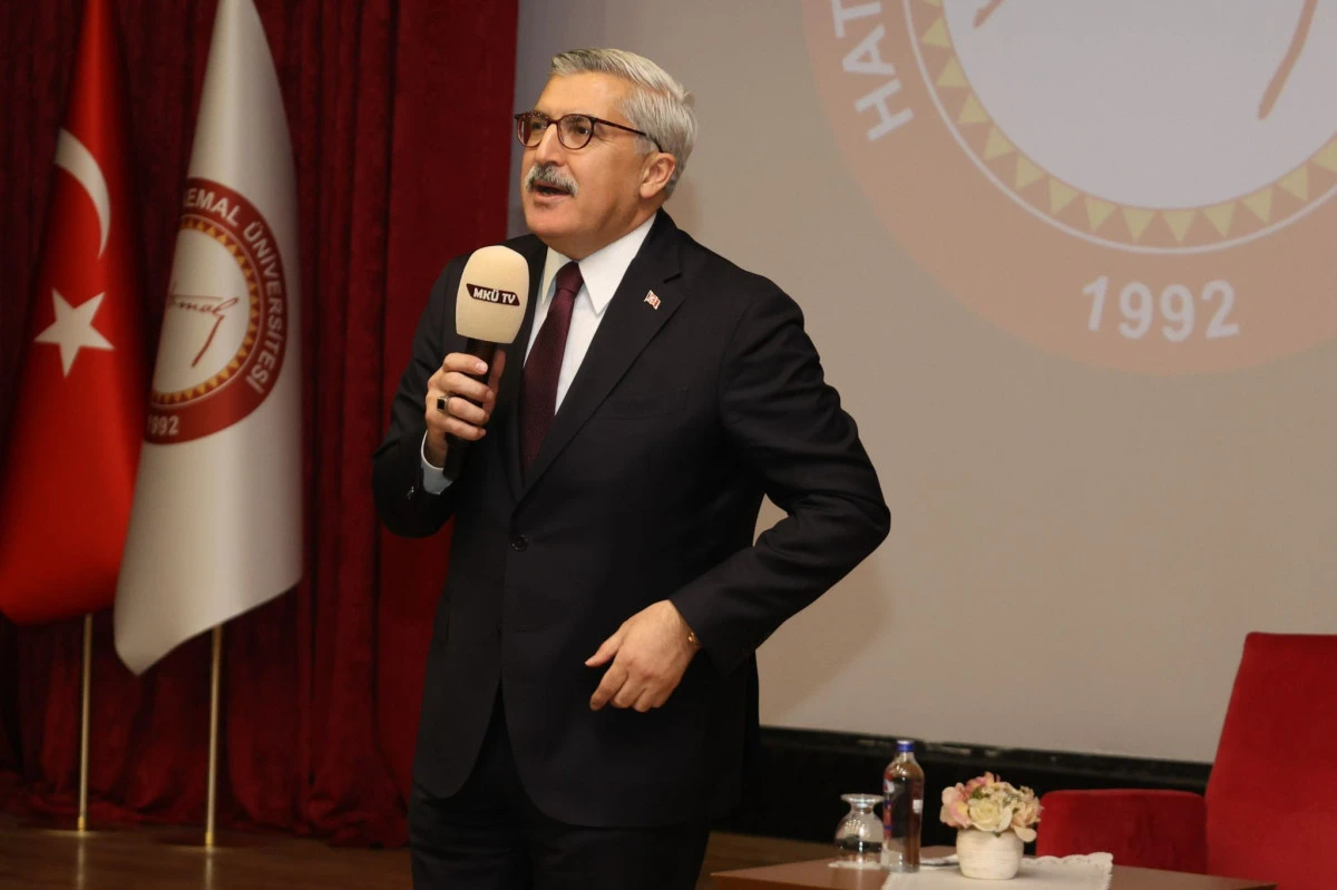 AK Parti Genel Başkan Yardımcısı Yayman, Hatay'da "İhtisas Akademi" programında konuştu