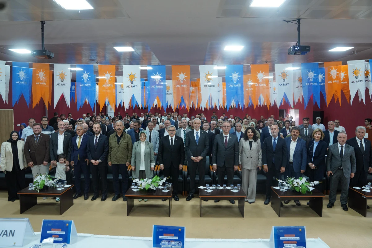 AK Parti Genel Başkan Yardımcısı Yayman, K&uuml;tahya'da konuştu: