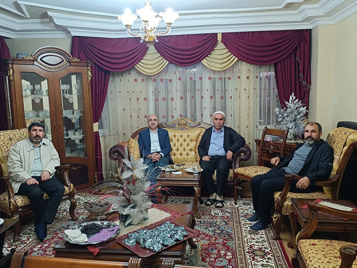 AK Parti MDK &Uuml;yesi Av. Zahir Soğanda&rsquo;dan Hacı Mustafa Akman&rsquo;a Ziyaret