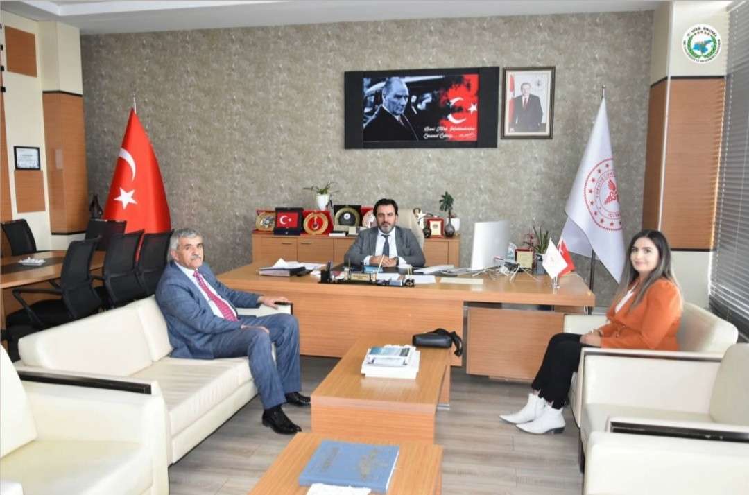 AK PARTİ'Lİ ÇELİK'TEN BAŞ HEKİM SARIKAYA'YA ZİYARET 