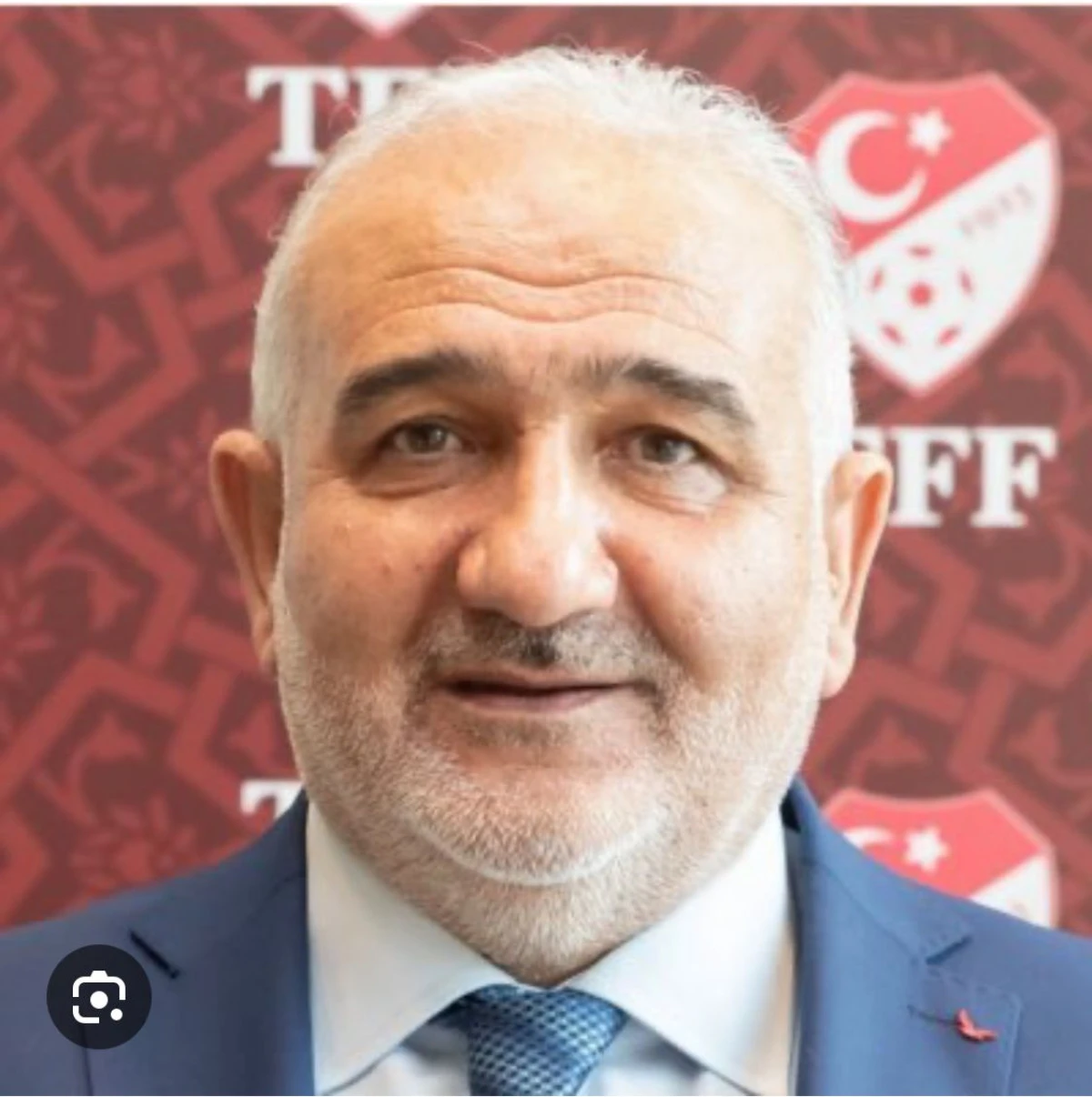  Van Amat&ouml;r Spor Kul&uuml;pleri Federasyon (ASFK )  Başkanı Cengiz Polater'in Aracı Kaza Yaptı