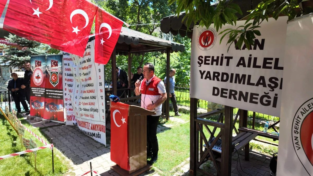 Bah&ccedil;esaray S&uuml;nd&uuml;s Yaylası Şehitleri ve &Ccedil;ığ Faciası Şehitleri Dualarla Anıldı
