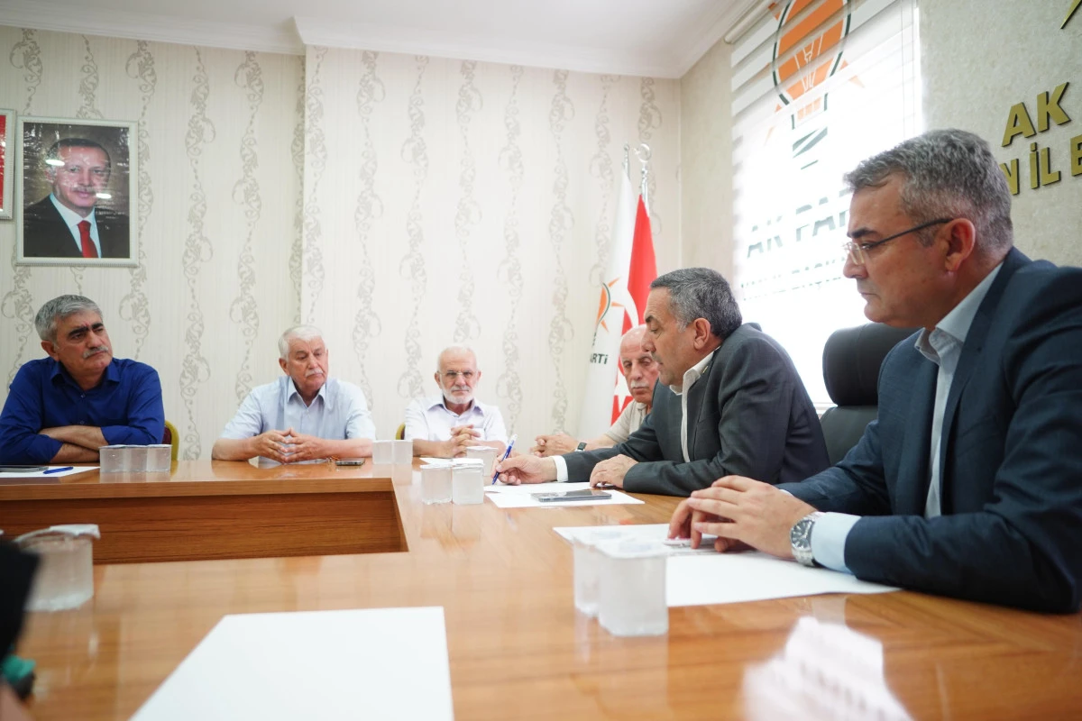 Başkan Arvas, Eğitim Komisyonu ile bir araya geldi