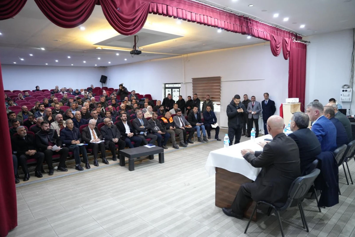 Başkan Arvas'tan 2. Tur Muhtarlar Toplantısı 