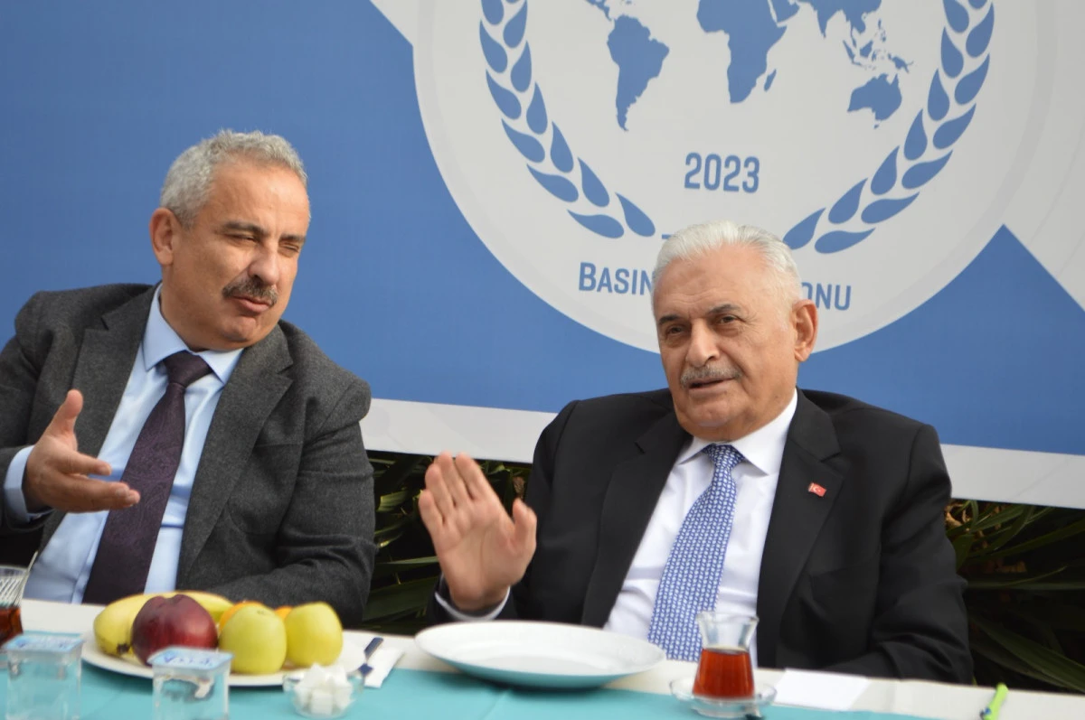Binali Yıldırım’dan TÜBAF’a ziyaret: ‘İmralı’ya gidilmesinde hiçbir mahsur yok