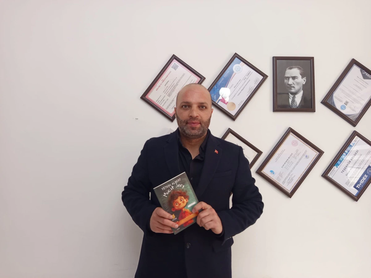 BİR&Ccedil;OK İLDE MUCİT JERY&rsquo;NİN TİYATRO BİLETLERİ T&Uuml;KENDİ