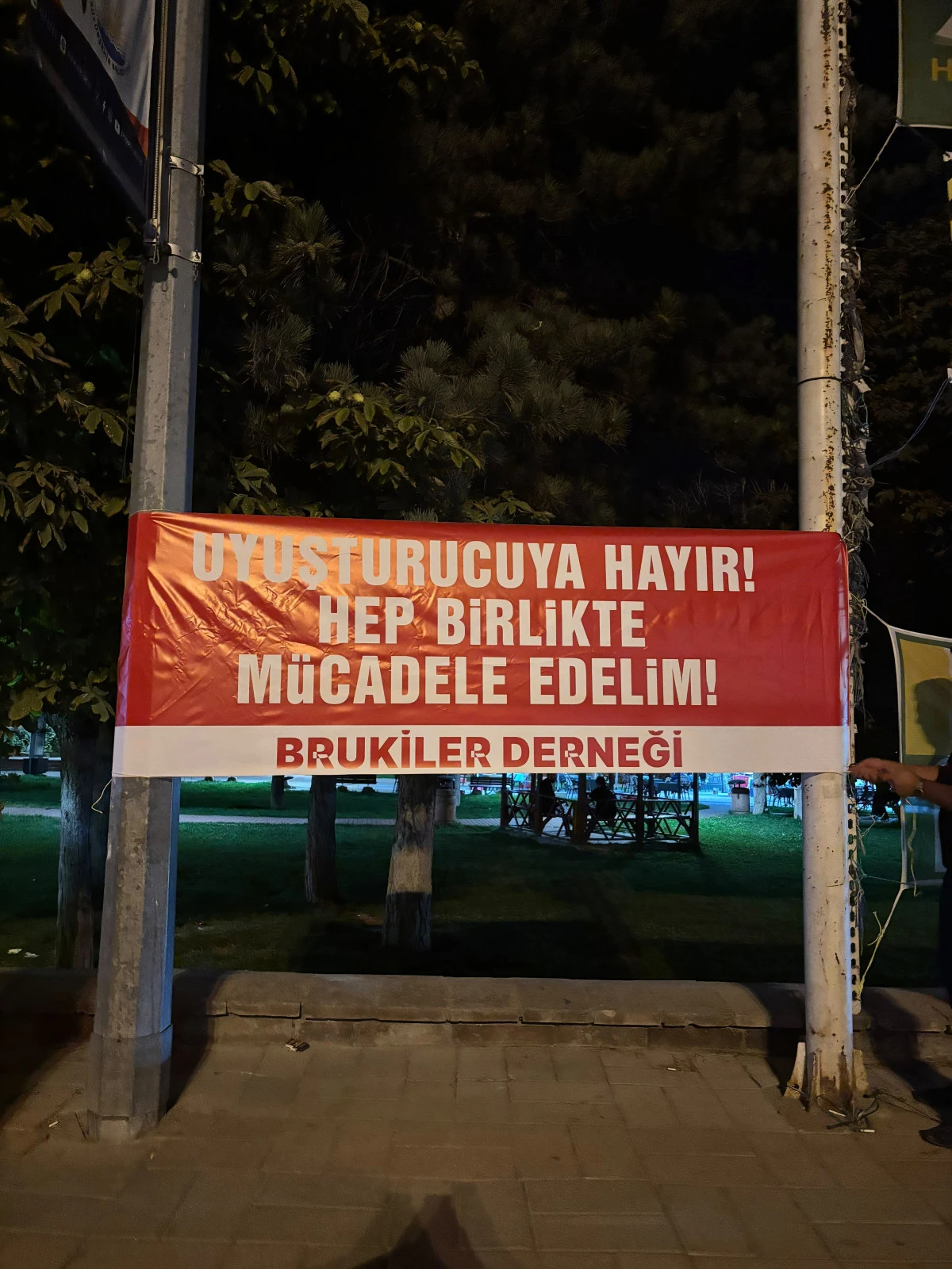 BRUKİLER DERNEĞİ&rsquo;NDEN UYUŞTURUCUYA KARŞI KARARLI DURUŞ: &ldquo;M&Uuml;CADELEMİZ, GELECEĞİMİZ İ&Ccedil;İNDİR&rdquo;