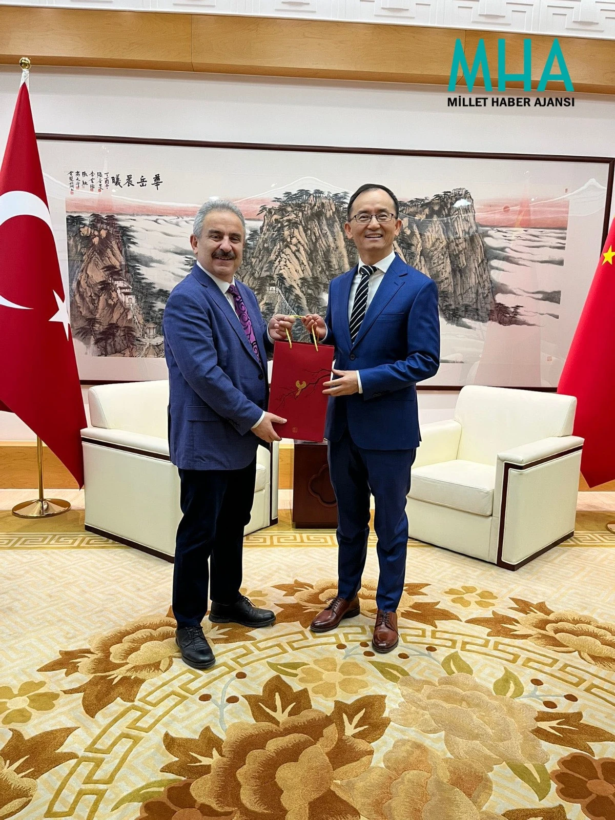 &Ccedil;in'den 3. D&uuml;nya Savaşı a&ccedil;ıklaması: T&uuml;rkiye ile birlikte hareket ediyoruz