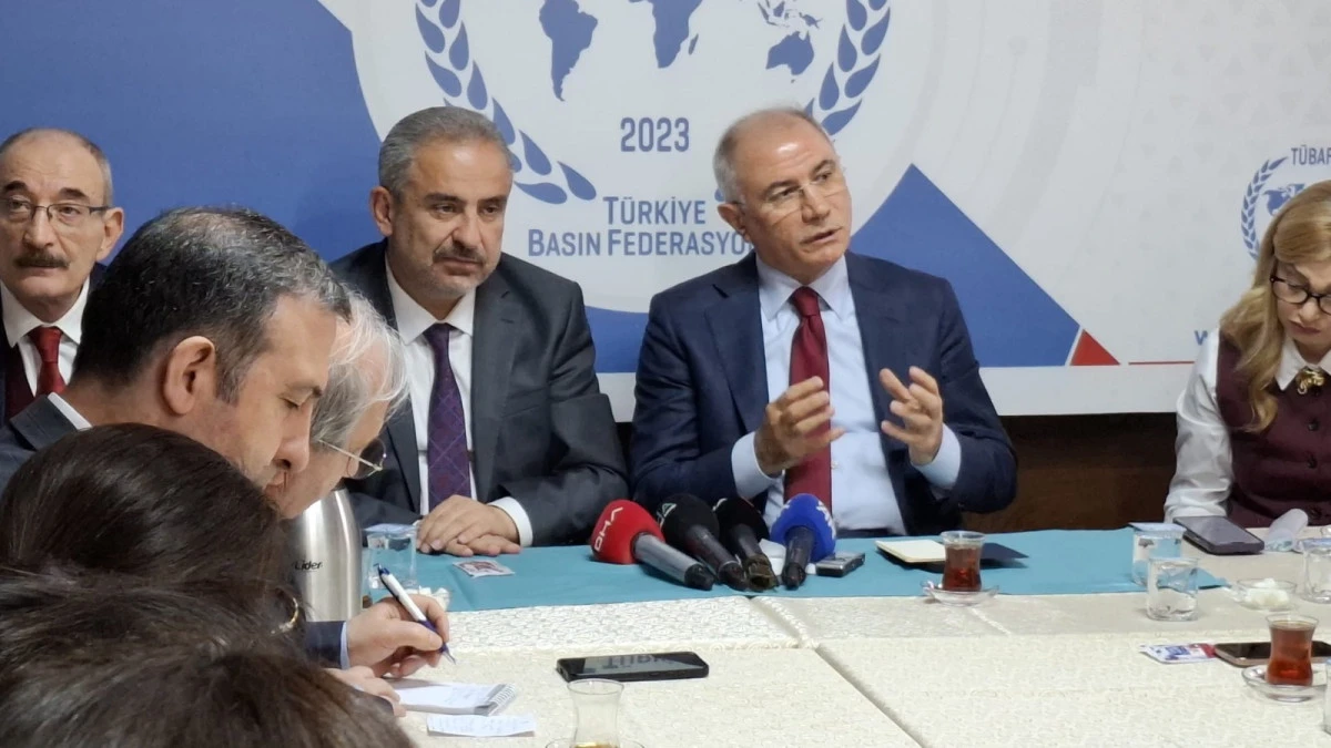 EFKAN ALA&rsquo;DAN YENİ ANAYASA VE EKONOMİ MESAJI: &ldquo;T&Uuml;RKİYE 10 B&Uuml;Y&Uuml;K EKONOMİ ARASINA GİRMELİ&rdquo;