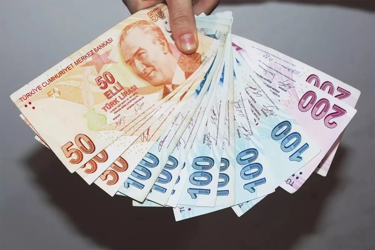 Emekli maaşına asgari ücret şartı geliyor