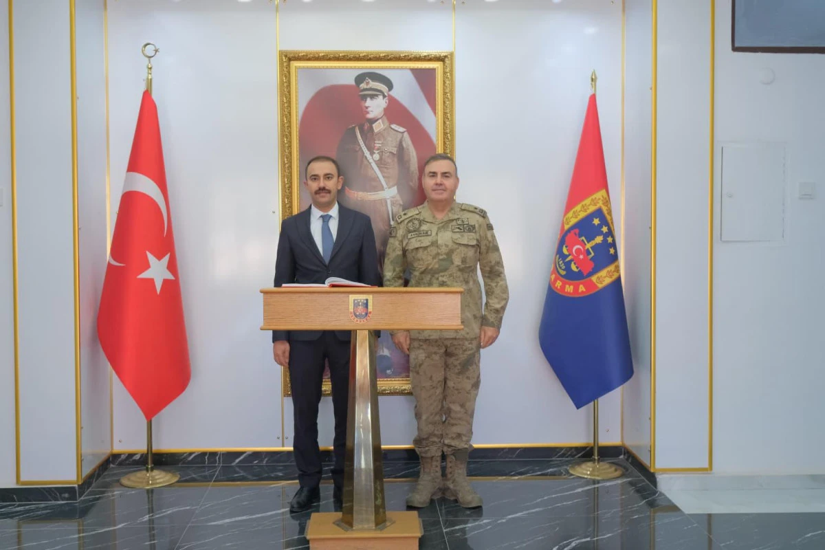 Erciş Başsavcısı Özcoşar’dan Tuğgeneral Avkıran’a ziyaret 