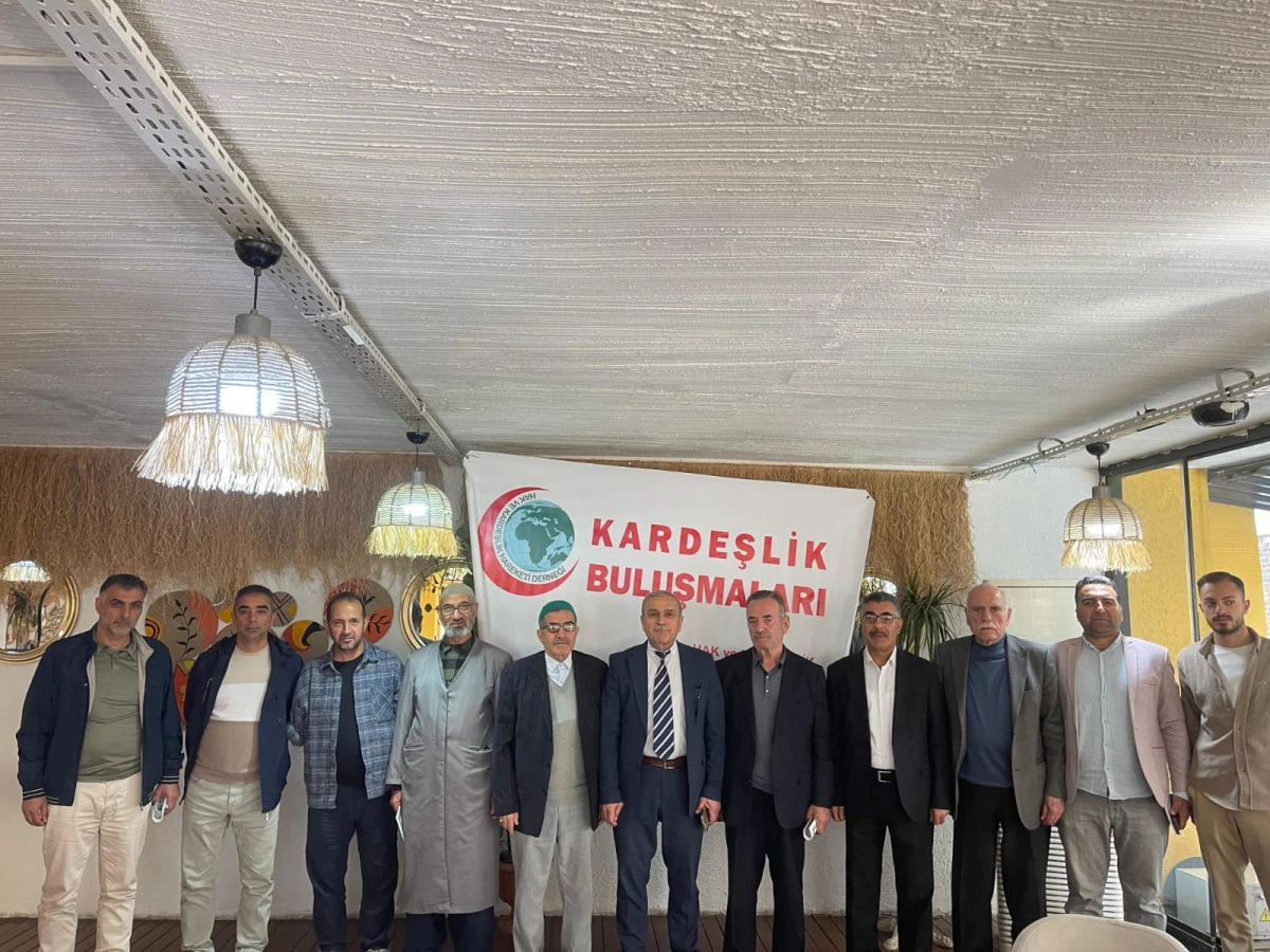 Hak ve Kardeşlik Hareketi Iğdır’da Gençlerle Buluştu