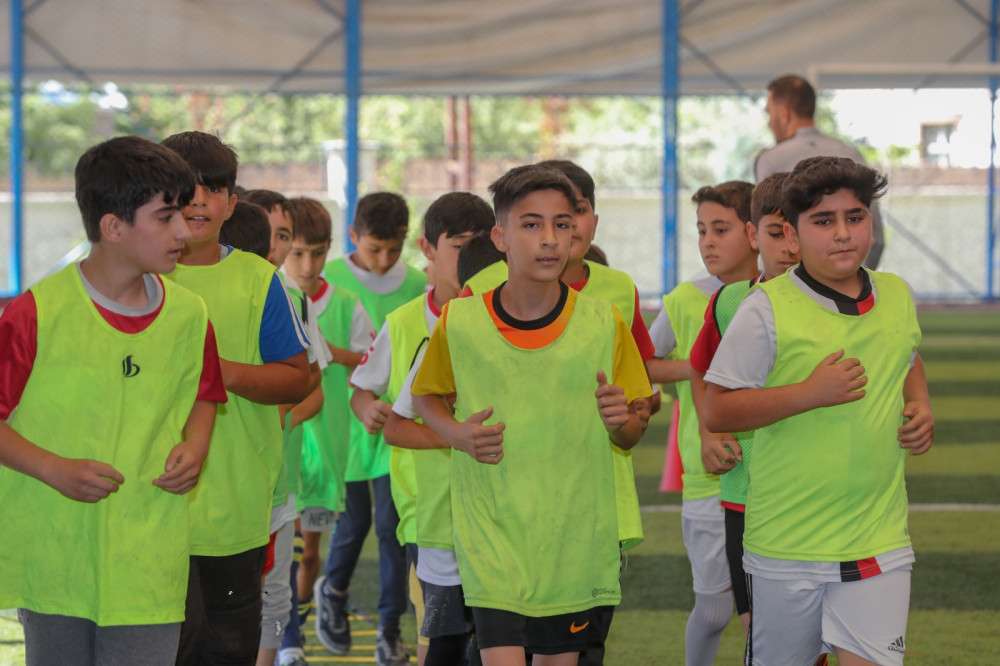 İPEKYOLU’NDA YAZ SPOR KURSLARI DEVAM EDİYOR