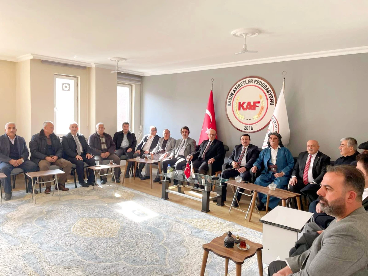Kadim Aşiretler Federasyondan D&uuml;ğ&uuml;nlerde G&ouml;steriş ve Takı Yarışına Son Verilmesi &Ccedil;ağrısı