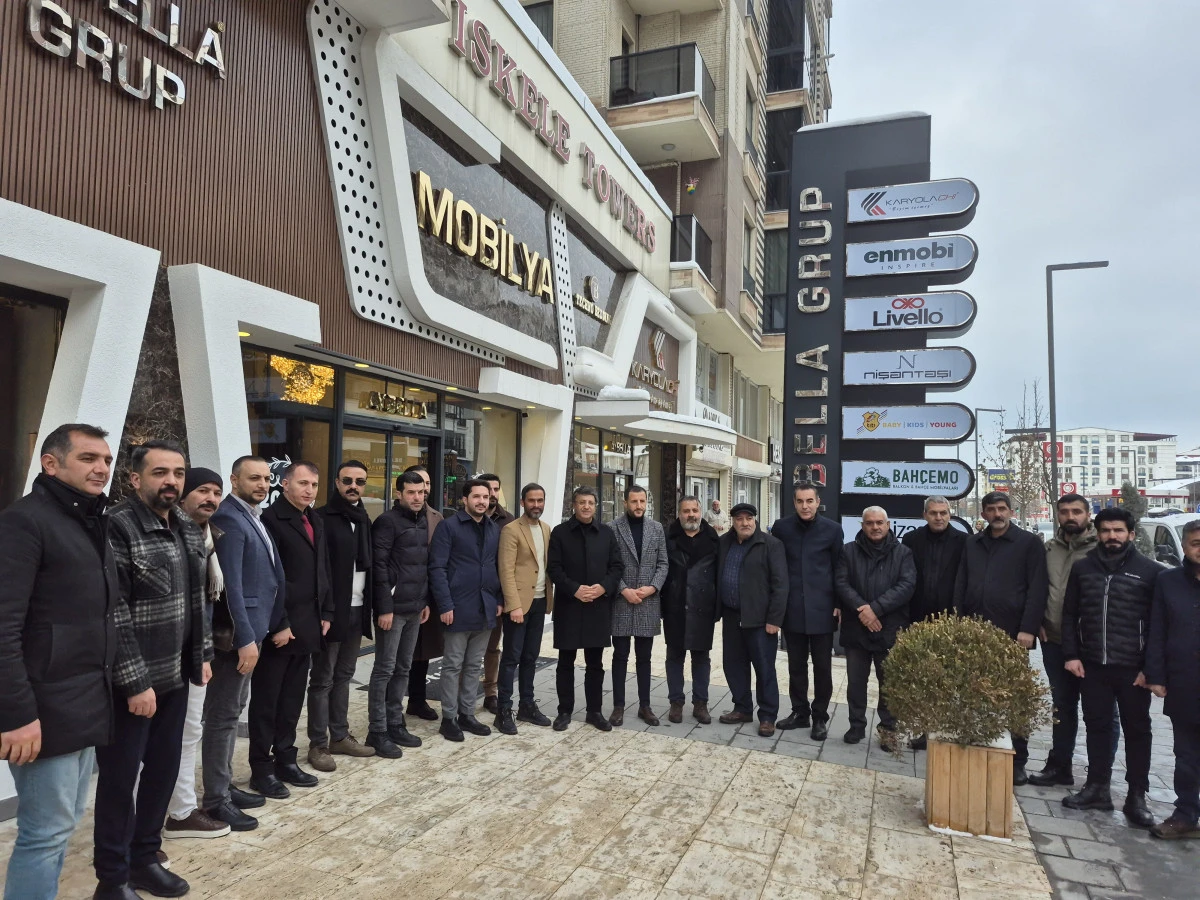 Milletvekili T&uuml;rkmenoğlu&rsquo;ndan Van Esnafına Yakın İlgi