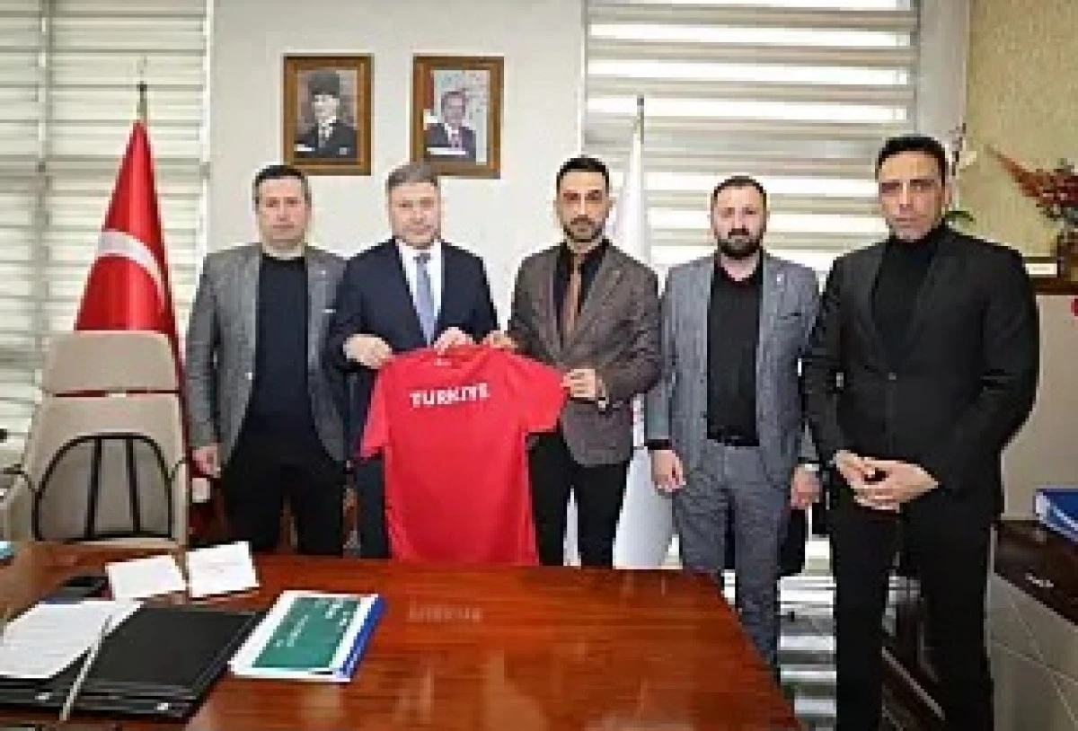 Saha Komiserlerinden İl M&uuml;d&uuml;r&uuml; Tosun'a  ziyaret 