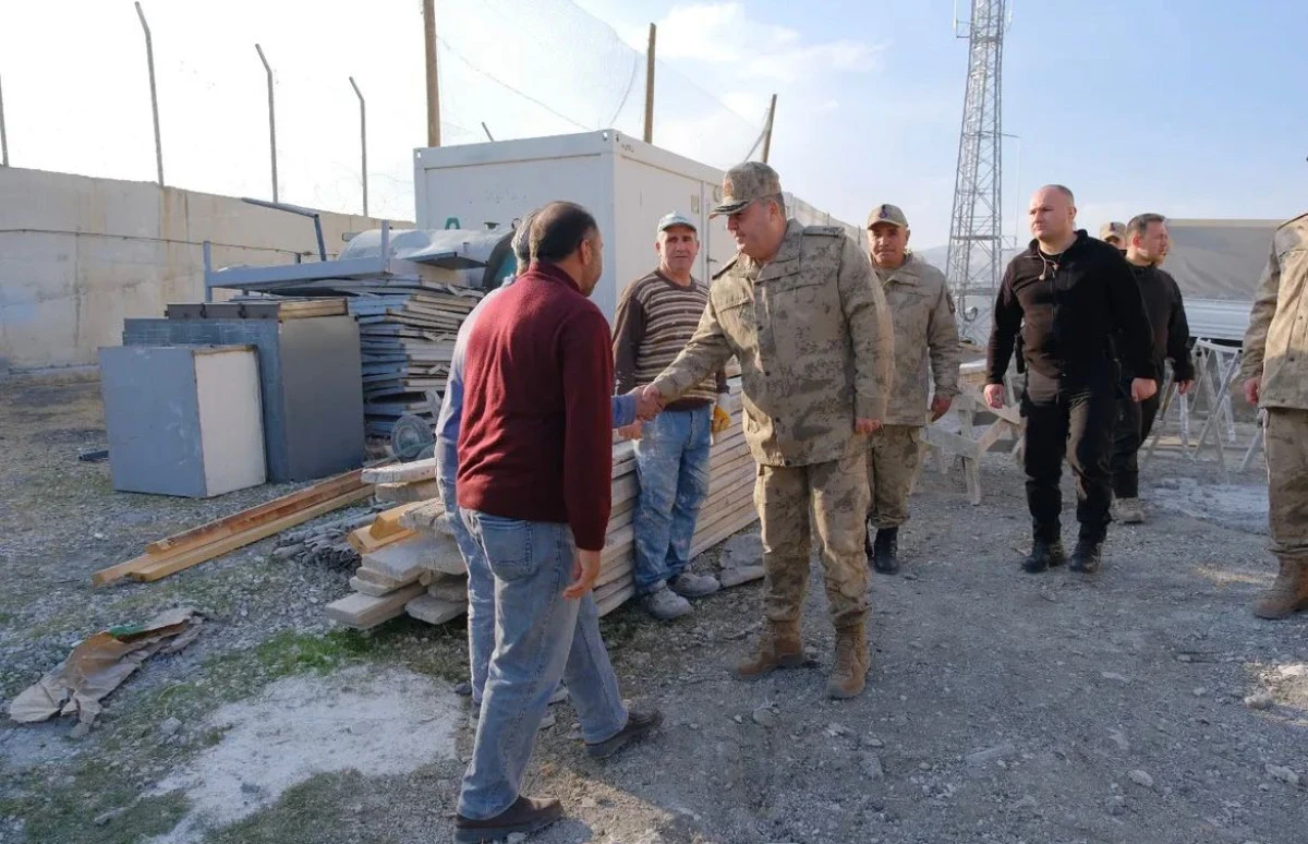 Tuğgeneral Avkıran’dan karakollara ziyaret