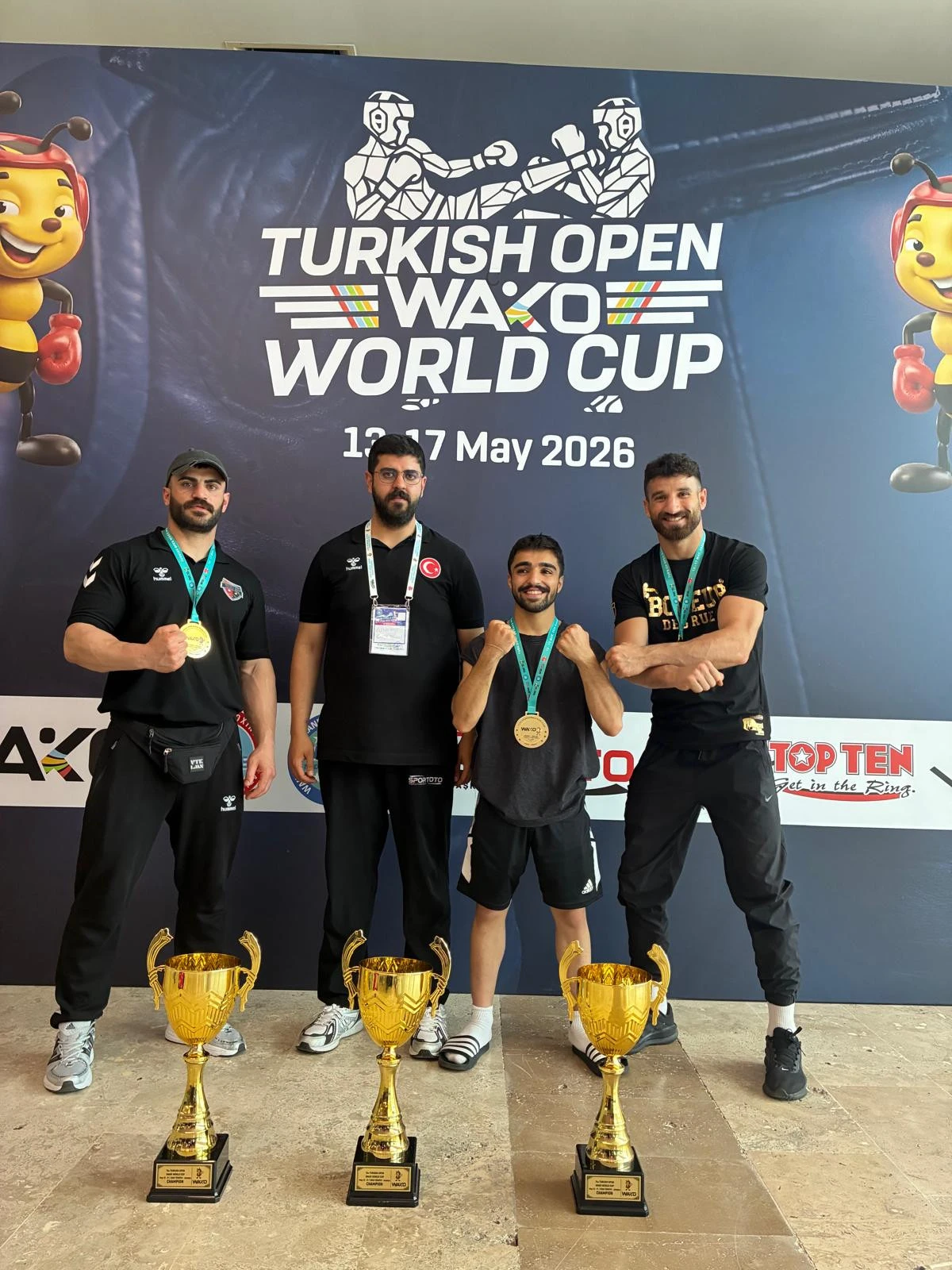 VAN B&Uuml;Y&Uuml;KŞEHİR BELEDİYESPORLU SPORCULAR ANTALYA&rsquo;DA D&Uuml;NYA KUPASINA DAMGA VURDU