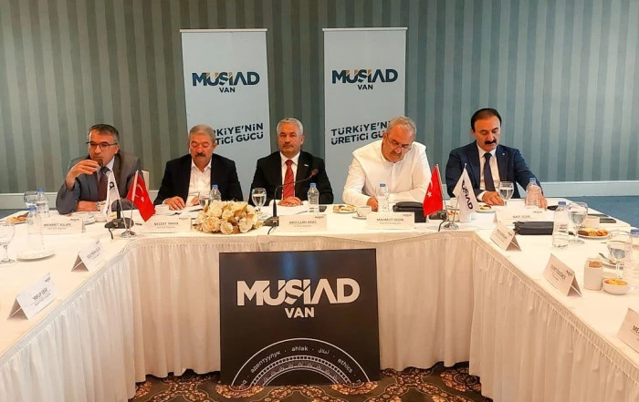 Van İ&ccedil;in G&uuml;&ccedil; Birliği: "Van'ın Geleceği Platformu" Resmen Kuruldu