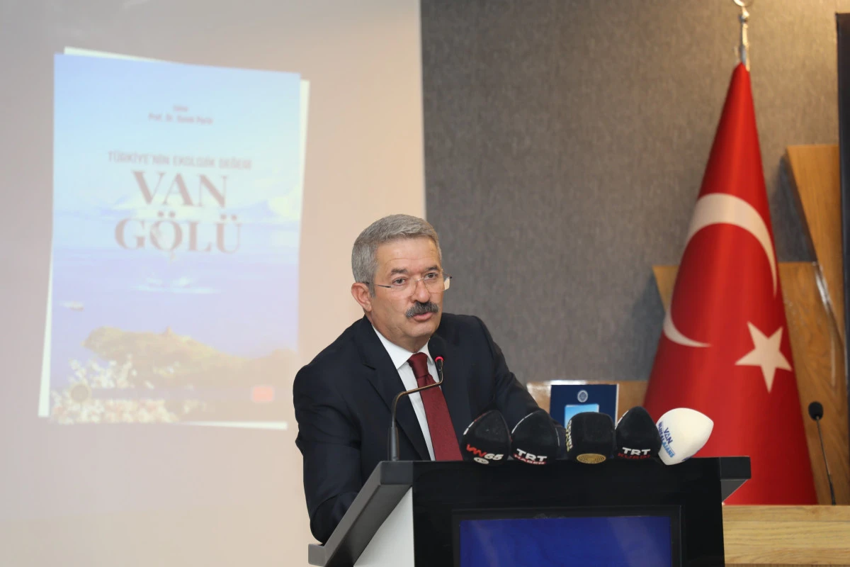 Van TSO tarafından Van G&ouml;l&uuml;&rsquo;n&uuml;n kimliği &ccedil;ıkarıldı