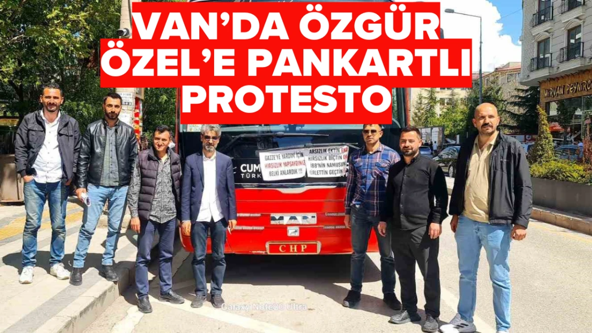 Van’da Özgür Özel’e Pankartlı Protesto