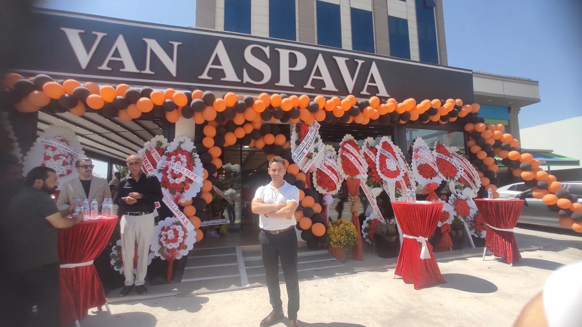Van'da Yeni Bir İş Yeri Daha Hizmete Girdi. ASPAVA RESTAURANT  M&uuml;şterilerini Bekliyor 