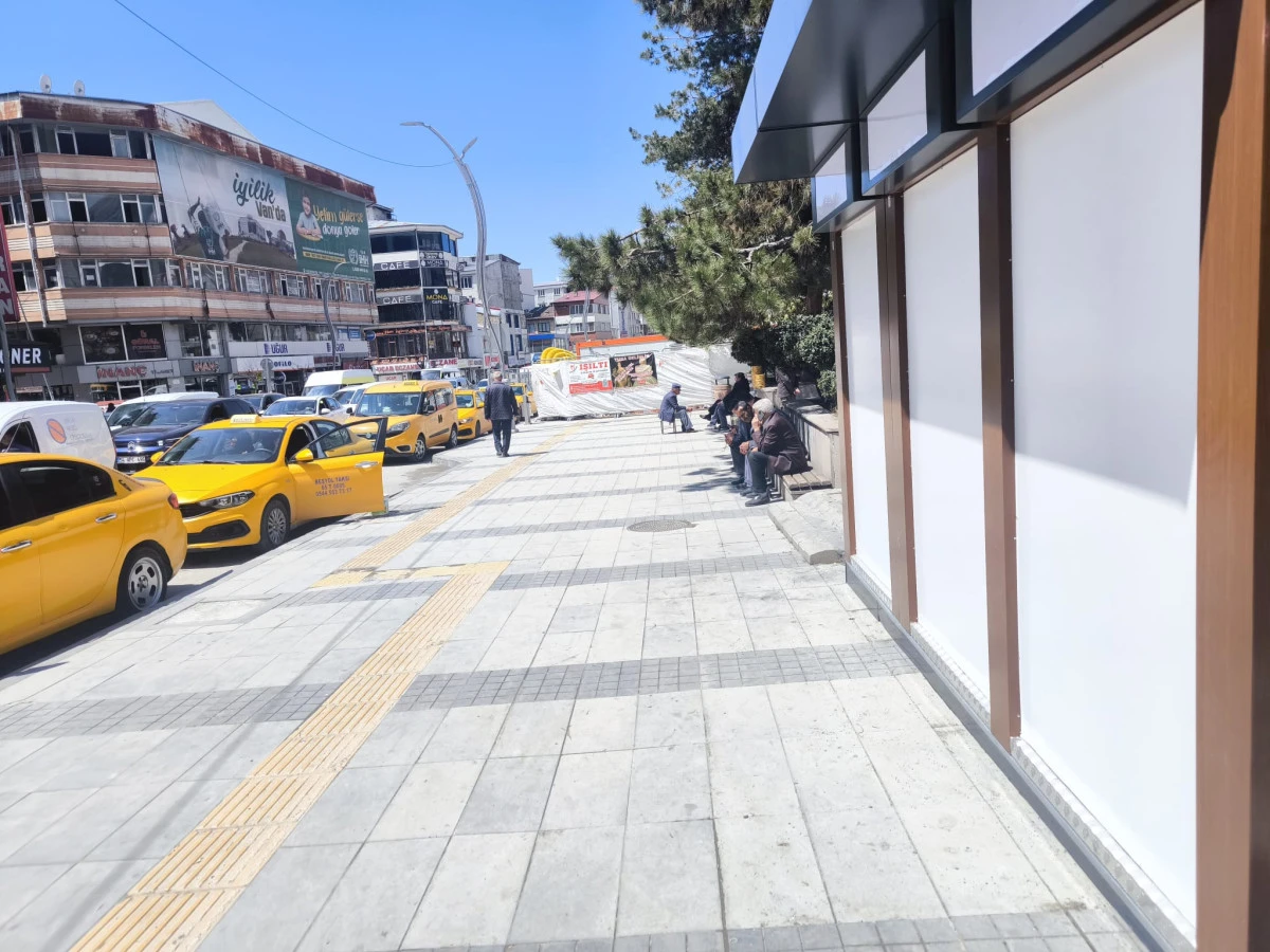 VAN&rsquo;IN KALBİNE ATM HAN&Ccedil;ERİ  DABBAOĞLU PARKI TİCARETHANEYE Mİ D&Ouml;N&Uuml;Ş&Uuml;YOR?