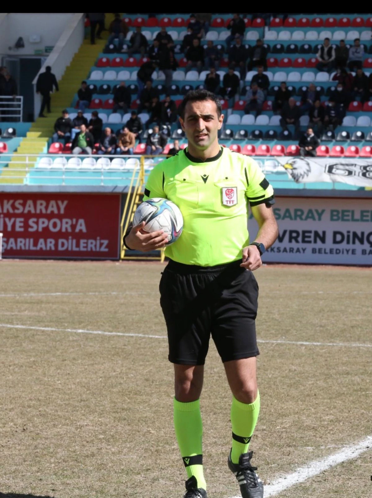 VANLI HAKEM SERKAN PINAR KARİYERİNİ SONLANDIRDI!