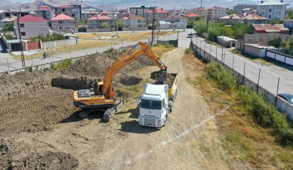 Vanspor'da Yeni Spor Tesislerinin Yapımına Başlandı