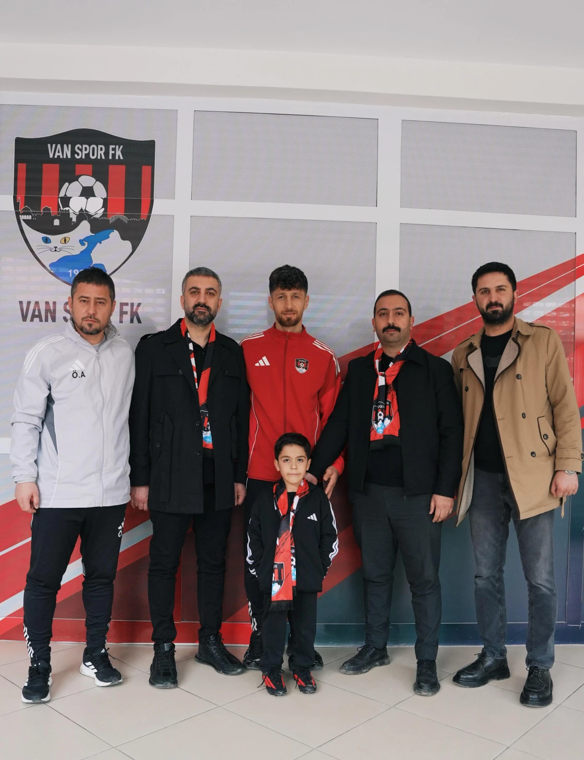 Vanspor&rsquo;dan Y&uuml;rekleri Isıtan Buluşma