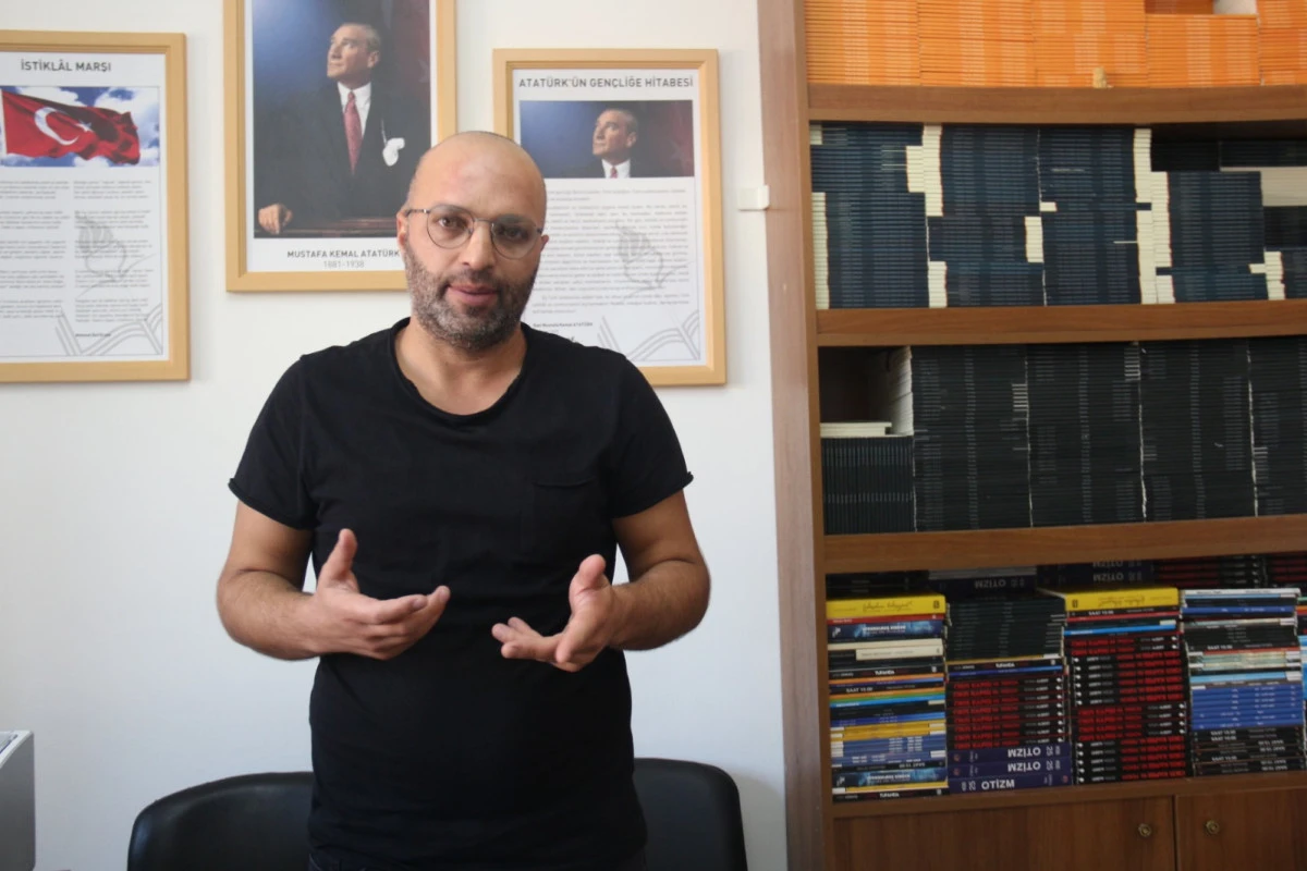 Yazar Yetkin Albert'ten &ldquo;G&uuml;venli Kitap&rdquo; Uygulaması A&ccedil;ıklaması